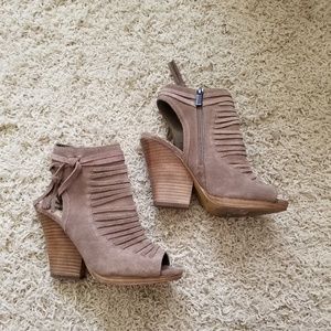 Light brown Vince Camuto heeled booties